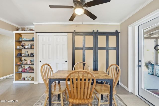 102 W HACKAMORE Avenue, Gilbert, AZ 85233