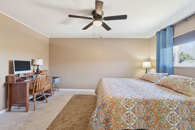 102 W HACKAMORE Avenue, Gilbert, AZ 85233