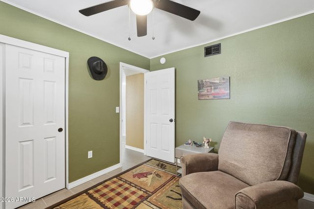 102 W HACKAMORE Avenue, Gilbert, AZ 85233
