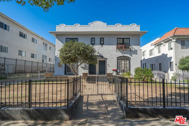 525 N Kenmore Avenue, Los Angeles, CA 90004