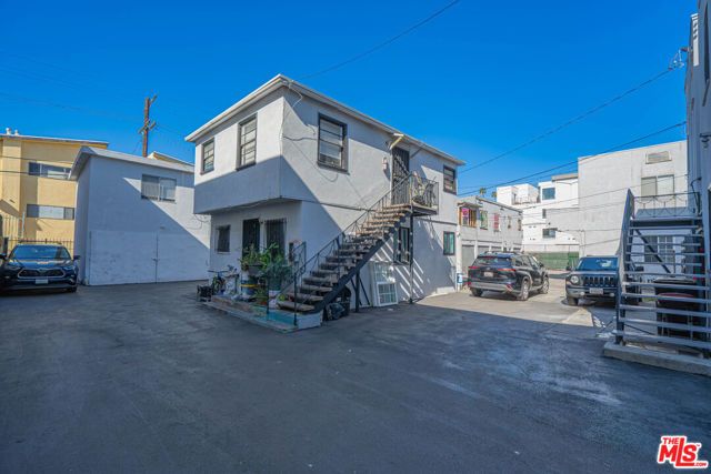 525 N Kenmore Avenue, Los Angeles, CA 90004