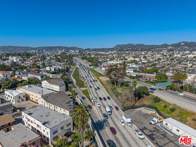 525 N Kenmore Avenue, Los Angeles, CA 90004