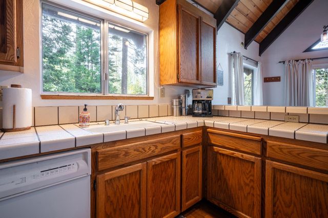 3790 Apache Rd, Dorrington, CA 95223