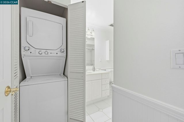 1601 Canyonwood Ct 2, Walnut Creek, CA 94595