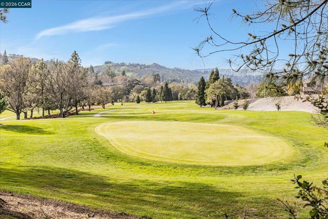 1601 Canyonwood Ct 2, Walnut Creek, CA 94595