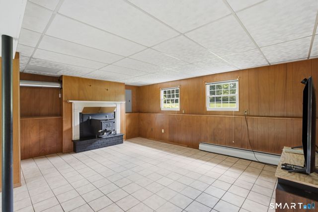 385 Cotton Hill Road, New Hartford, CT 06057