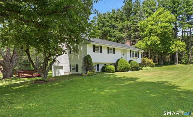 385 Cotton Hill Road, New Hartford, CT 06057
