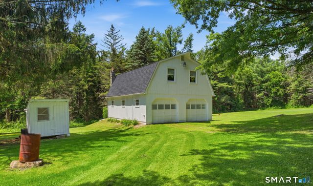 385 Cotton Hill Road, New Hartford, CT 06057