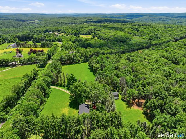 385 Cotton Hill Road, New Hartford, CT 06057