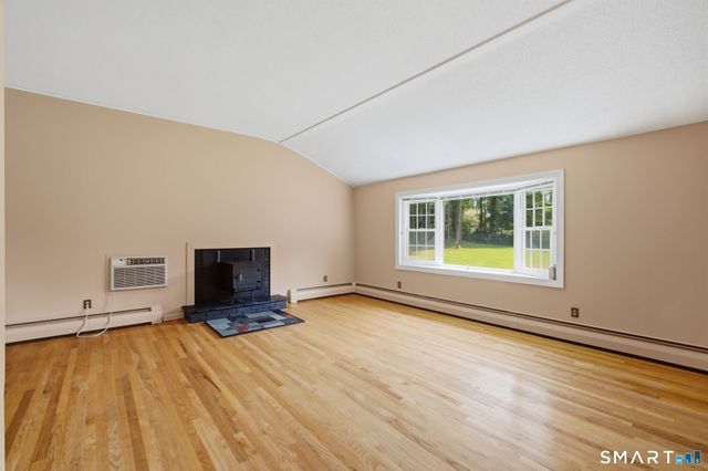 385 Cotton Hill Road, New Hartford, CT 06057