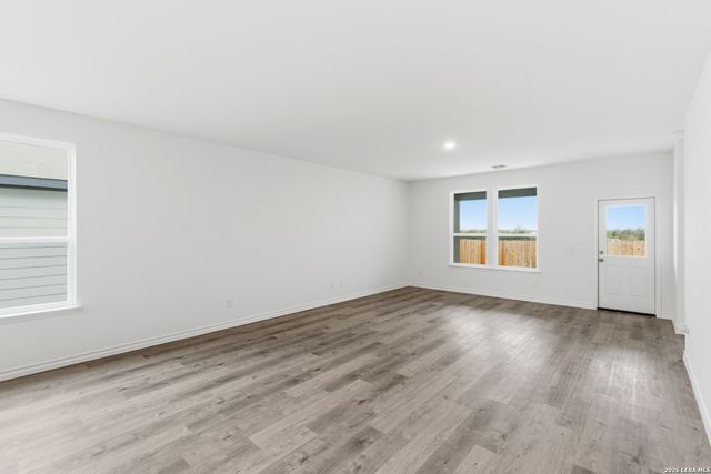 447 White Heron Way, Marion, TX 78124