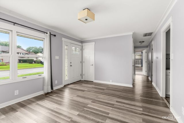 704 Halstead Avenue, Romeoville, IL 60446