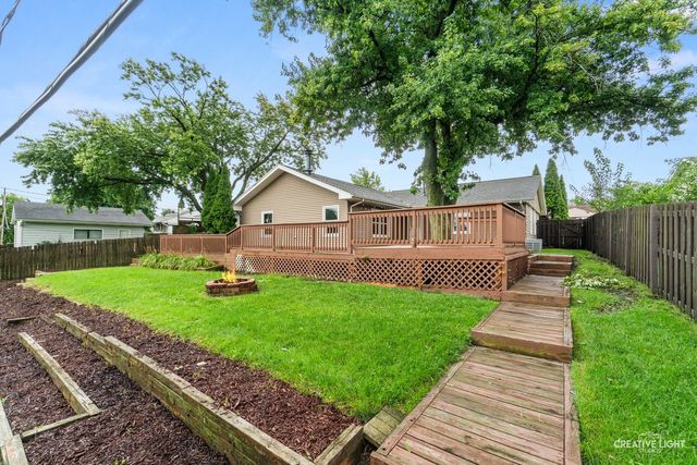 704 Halstead Avenue, Romeoville, IL 60446