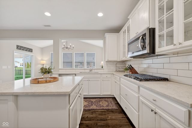 9697 Denrose Drive, Fishers, IN 46040