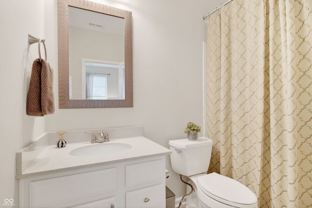 9697 Denrose Drive, Fishers, IN 46040