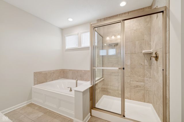 9697 Denrose Drive, Fishers, IN 46040