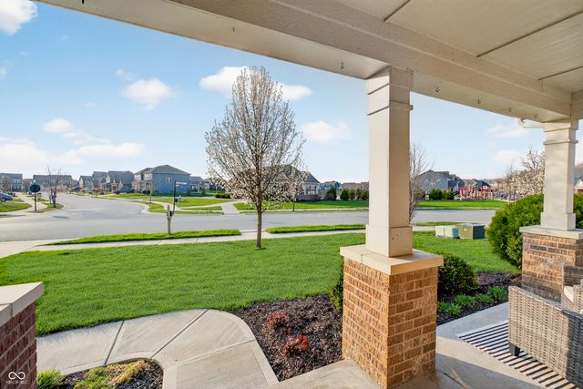 9697 Denrose Drive, Fishers, IN 46040