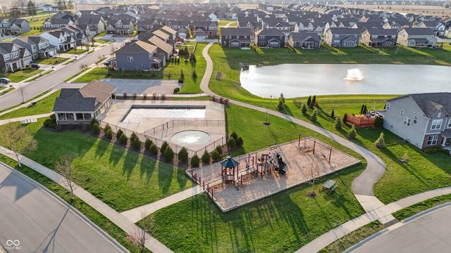 9697 Denrose Drive, Fishers, IN 46040