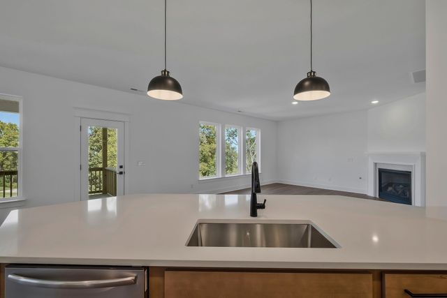 82 Russell Court, Lebanon, TN 37087