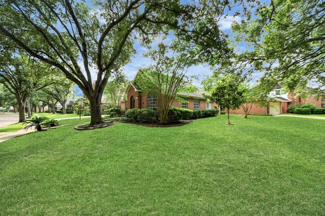 2019 Teakwood Place, Sugar Land, TX 77478