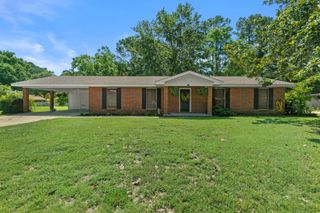 331 Garden Ln., Petal, MS 39465