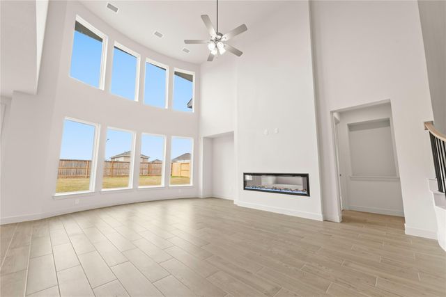 913 Rock Daisy TRL, Hutto, TX 78634