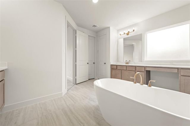 913 Rock Daisy TRL, Hutto, TX 78634