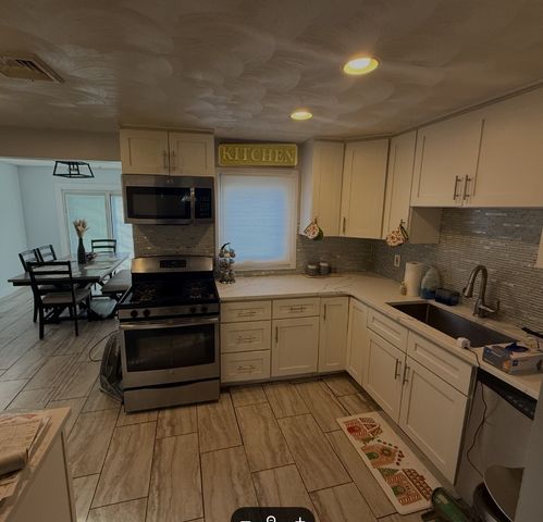 210 Pinecrest Drive, Pawtucket, RI 02861