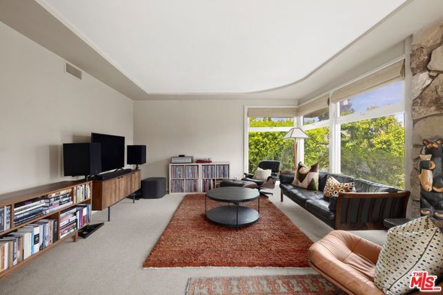 3617 Cody Road, Sherman Oaks, CA 91403