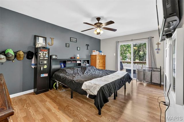 18 Roland Lane, St Peters, MO 63376