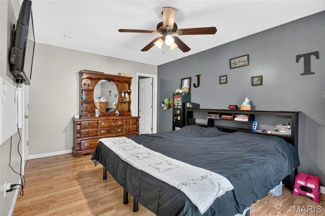 18 Roland Lane, St Peters, MO 63376