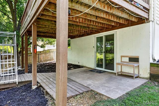 18 Roland Lane, St Peters, MO 63376