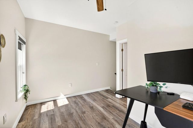3915 ROLAND AVE, Baltimore, MD 21211