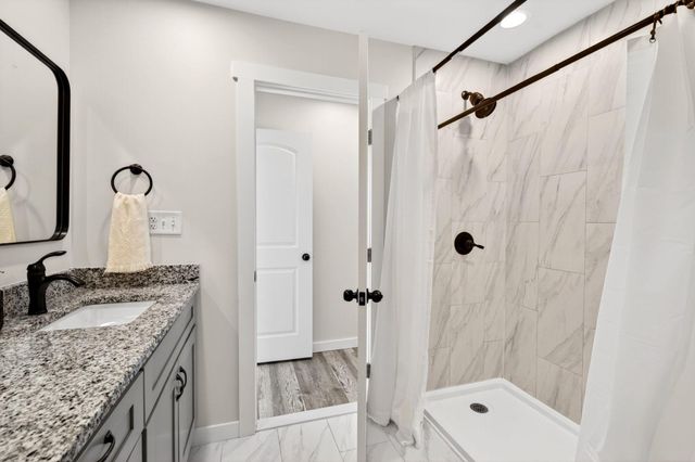 3915 ROLAND AVE, Baltimore, MD 21211