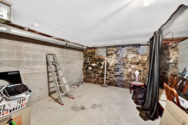 3915 ROLAND AVE, Baltimore, MD 21211