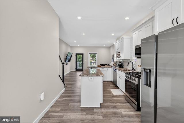 3915 ROLAND AVE, Baltimore, MD 21211