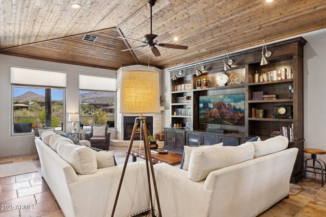 24200 N ALMA SCHOOL Road 7, Scottsdale, AZ 85255