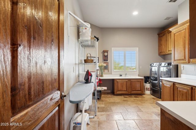 24200 N ALMA SCHOOL Road 7, Scottsdale, AZ 85255