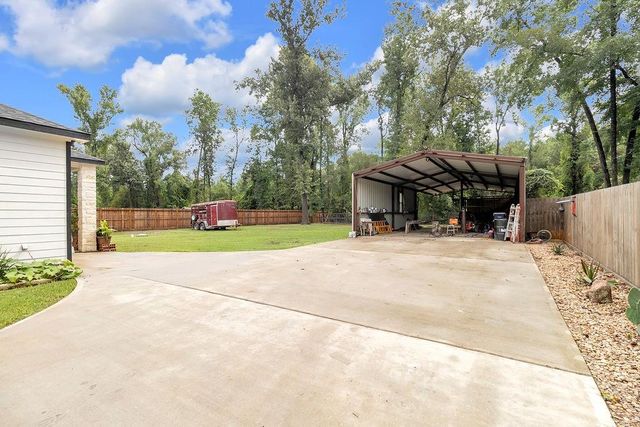 195 County Road 3667, Splendora, TX 77372