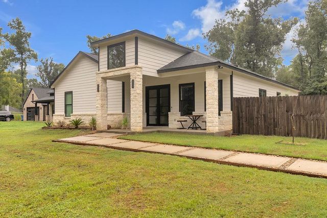 195 County Road 3667, Splendora, TX 77372