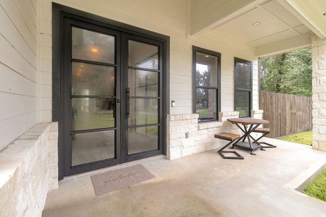 195 County Road 3667, Splendora, TX 77372
