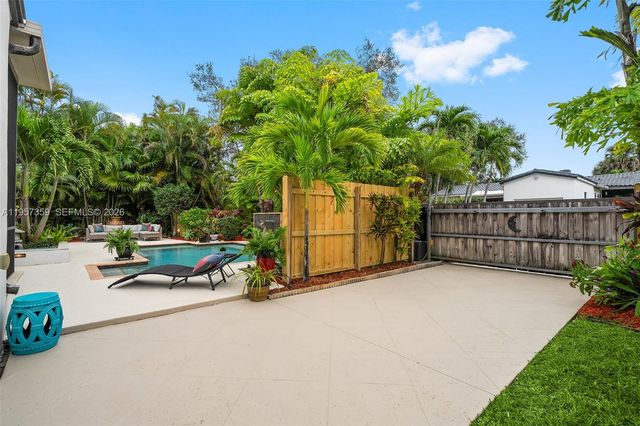 62 NE 110th St, Miami Shores, FL 33161