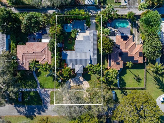 62 NE 110th St, Miami Shores, FL 33161