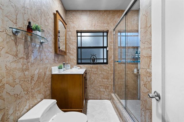 62 NE 110th St, Miami Shores, FL 33161