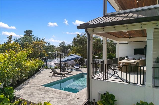 4634 HIGEL AVENUE, Sarasota, FL 34242
