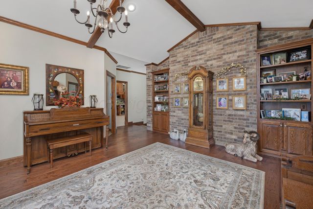 1906 Highway 86, Friona, TX 79035