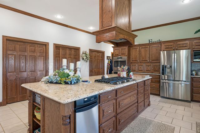 1906 Highway 86, Friona, TX 79035