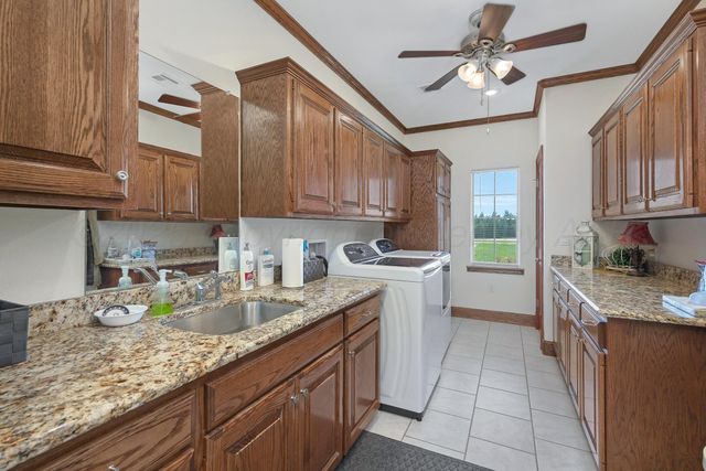 1906 Highway 86, Friona, TX 79035