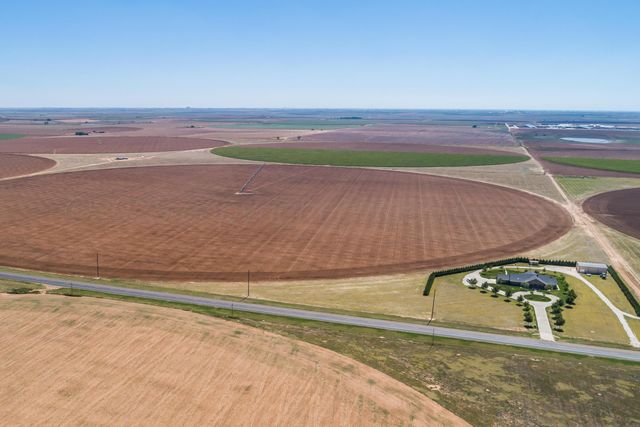 1906 Highway 86, Friona, TX 79035