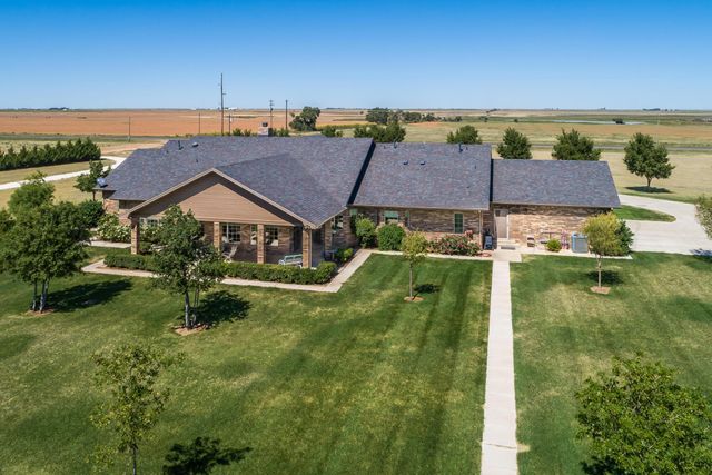 1906 Highway 86, Friona, TX 79035